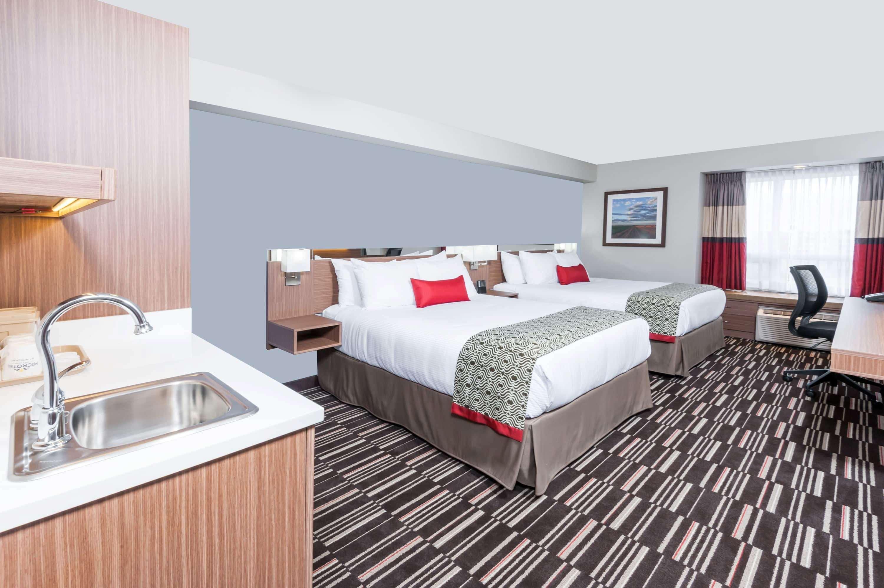 Microtel Inn & Suites By Wyndham Fort Saint John Fort St. John Exterior photo
