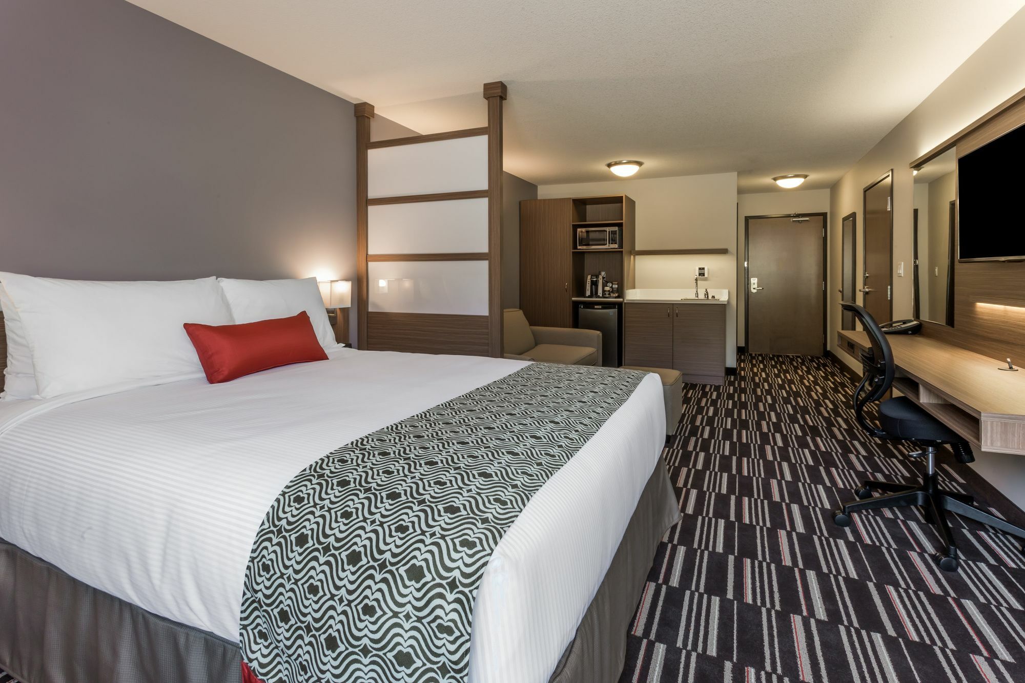 Microtel Inn & Suites By Wyndham Fort Saint John Fort St. John Exterior photo
